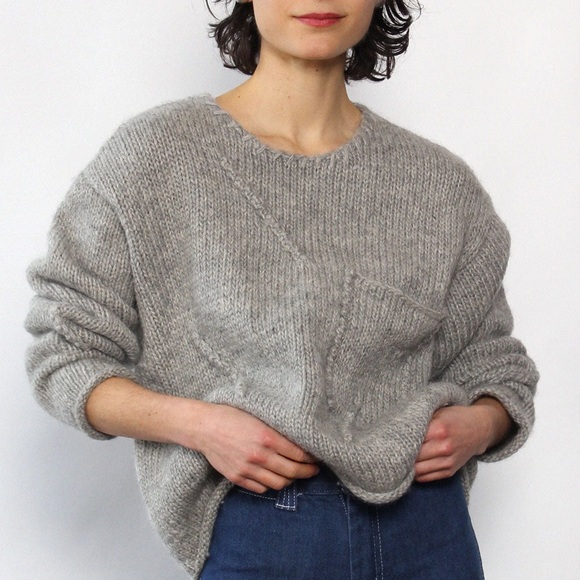 The Limited Gray Crew Neck Boxy Pebble 100% Wool Hand Knit Sweater - Picture 5 of 12